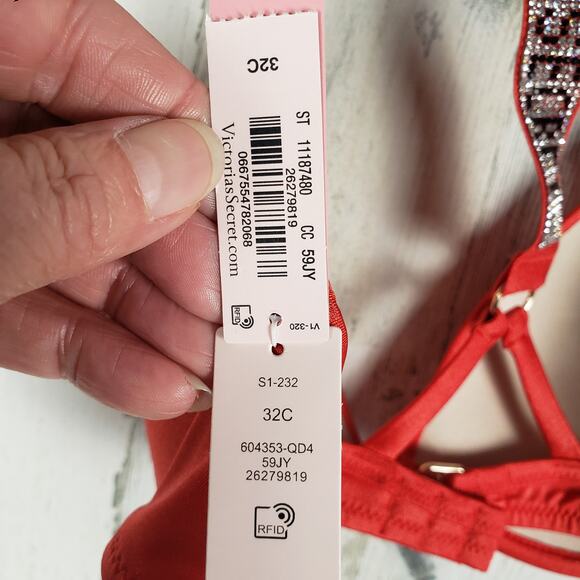 NWT Victoria's Secret Red Shine Strap Full Coverage Push-Up Bikini Top Size 32C - Picture 10 of 13